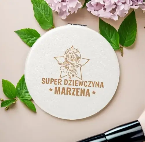 Prezenty na Dzień Dziewczyn w klasie: 50+ pomysłów do 20 zł!