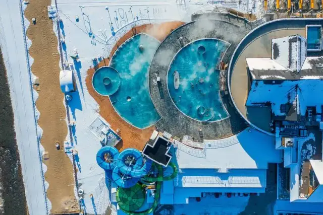 Ile kosztuje bilet na termy chochołowskie? Ceny, które musisz znać