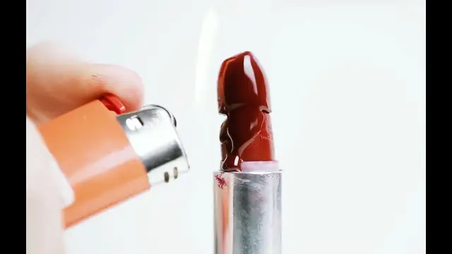 Jak naprawić złamaną szminkę i uniknąć jej kolejnych uszkodzeń