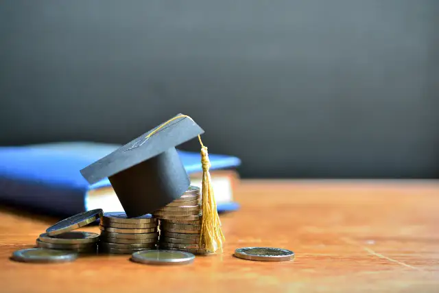 Student zaoczny po 26. roku życia: Ubezpieczenie zdrowotne co dalej?