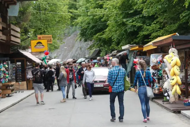 Gdzie można wykorzystać bon turystyczny bez noclegu? Odkryj możliwości