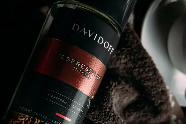 Kawa rozpuszczalna: Ranking najlepszych produktów dla smakoszy kawy