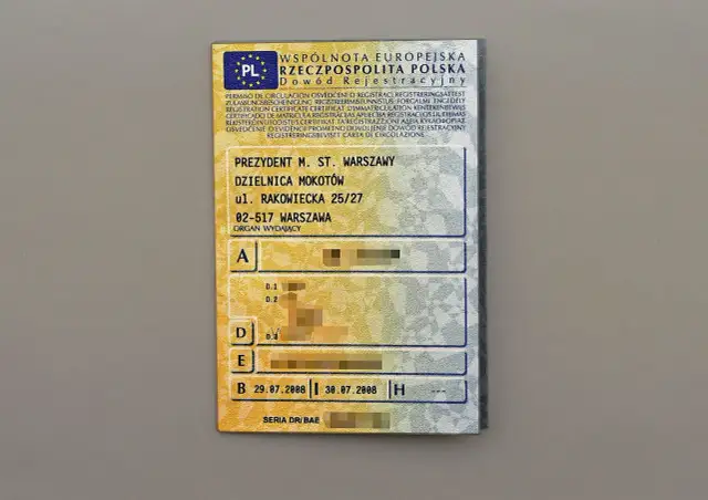 Gdzie jest numer silnika w dowodzie? Oto co musisz wiedzieć