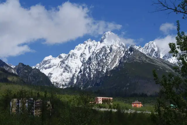 Jakie góry ciągną się na granicy polsko-słowackiej i co warto wiedzieć