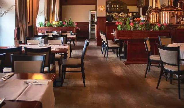 Płock gdzie zjeść: najlepsze restauracje i smaki, które musisz poznać