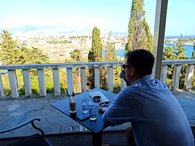 Gdzie zjeść w Splicie? Najlepsze restauracje i lokalne smaki