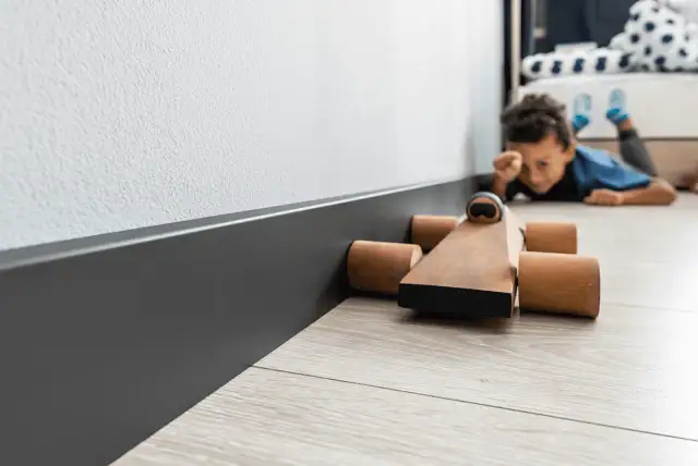 Jak montować listwy przypodłogowe MDF bez błędów i problemów