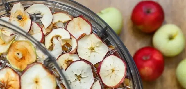 Suszenie jabłek: idealna temperatura 55-60°C i praktyczny poradnik