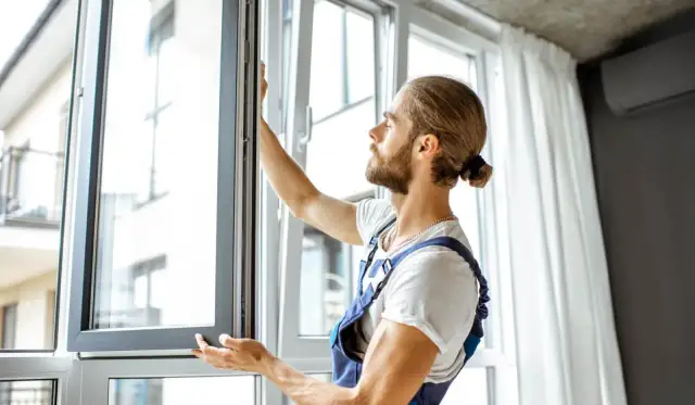 Wymiana okien w bloku: najważniejsze informacje, wybór i koszty