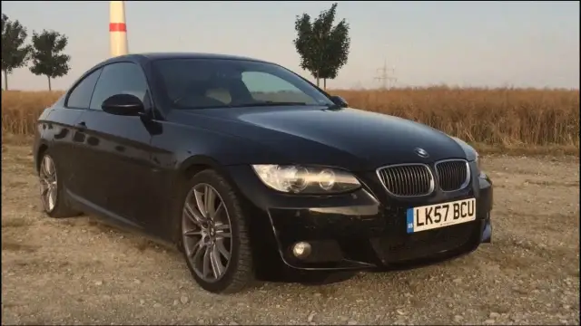 Wszystko, co musisz wiedzieć o BMW E92 330i: dane, osiągi i opinie użytkowników