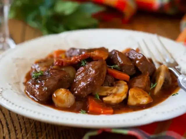 Rewelacyjne sosy do wołowiny, które zachwycą każdego mięsożercę