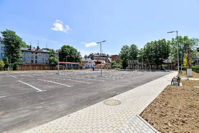Parking w Bielsku-Białej: Gdzie najlepiej zaparkować w centrum miasta?