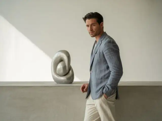 Marynarka do jasnych spodni: Jak stworzyć idealny look?