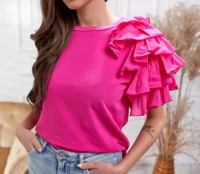 Jak nazywa się bluzka z falbanką na dole? Odkryj modny termin