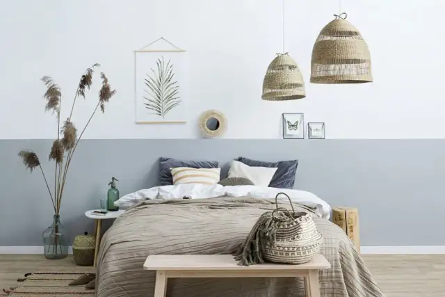 Jak pomalować sypialnię na 2 kolory? Triki, inspiracje, efekty WOW