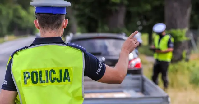 Ile z przyczepą na autostradzie? Sprawdź, by uniknąć mandatu