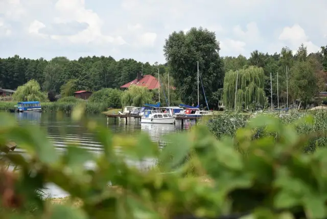 Jezioro Mielno Kujawsko-Pomorskie: Które wybrać? Pakość czy Mieleszyn?