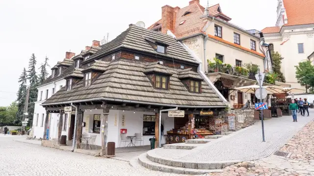 Atrakcje Kazimierza Dolnego: Co zobaczyć i jak zaplanować wizytę?