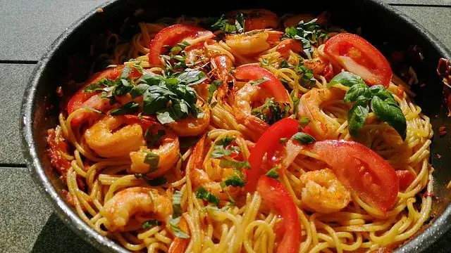 Nudeln mit Garnelen: Perfekte Rezepte & Profi-Tipps in 30 Min.