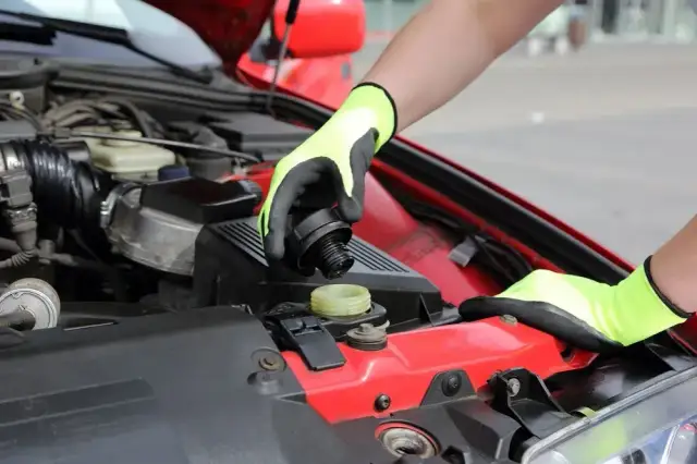 Jaki płyn do chłodnicy Citroen C5? Uniknij kosztownych napraw silnika