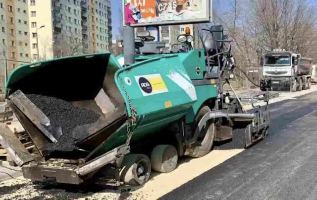 Ile kosztuje wylanie asfaltu? Sprawdź, co wpływa na cenę