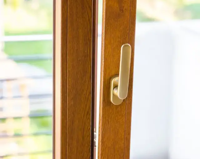 Jak dobrać elewację do okien złoty dąb? Kolory, które zachwycą i pasują idealnie