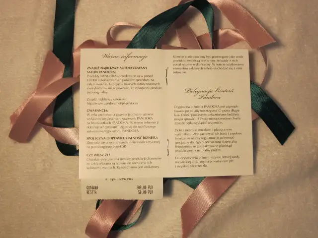 Czy Pandora się rozciąga? Odkryj prawdę o bransoletkach Pandora