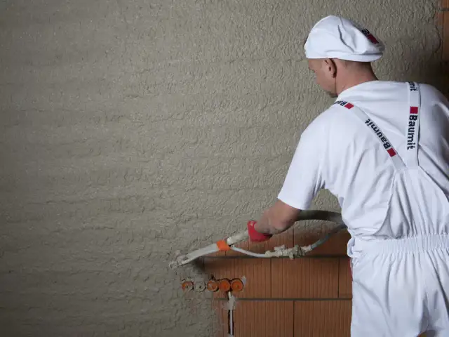 Jak suszyć tynki cementowo-wapienne? Poradnik krok po kroku