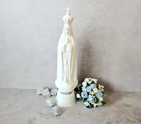 Co warto kupić w Fatimie: najlepsze religijne i lokalne pamiątki z Portugalii