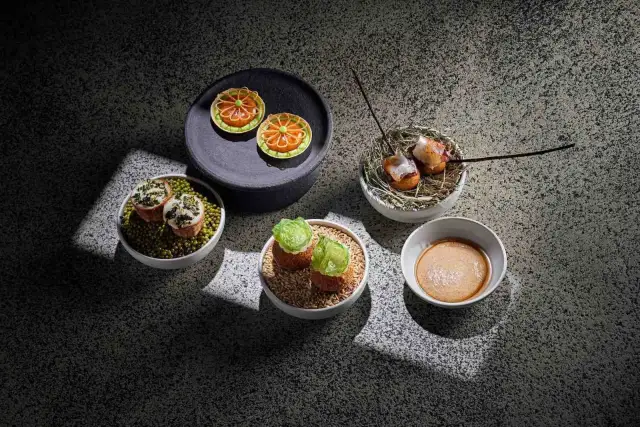 Gdzie zjeść w Wilnie? Od cepelinów po Michelin! Twój przewodnik