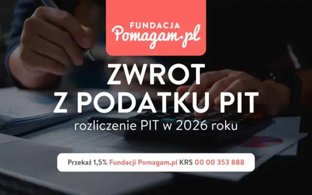 Dłonie nad kalkulatorem i dokumentami. Napis: "Zwrot z podatku PIT". Dowiedz się, ile trzeba zarobić, by dostać zwrot podatku.