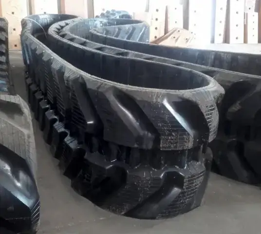 Jak założyć gąsienice w koparce - uniknij najczęstszych błędów