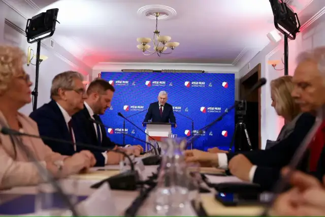 Po prawie: Kariera w Polsce tradycja czy alternatywy?