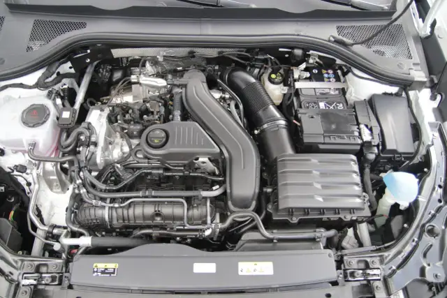 Skoda Superb jaki silnik wybrać, aby uniknąć problemów i kosztów