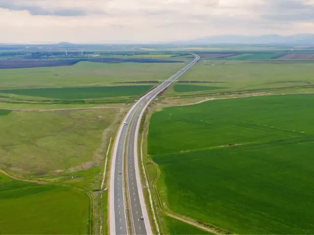 Ile się jedzie do Bułgarii autokarem? Sprawdź czas podróży i trasy
