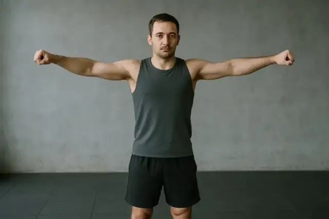 Ból barku: kiedy ćwiczyć, a kiedy odpocząć? Praktyczny poradnik