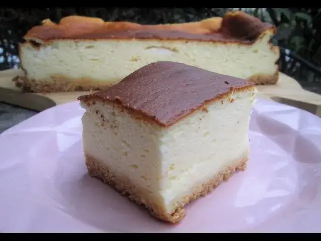 Puszysty sernik, który zawsze wychodzi? Odkryj sekret idealnego wypieku!