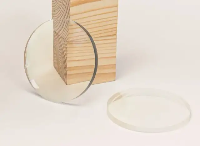 Jak czytać w okularach progresywnych bez frustracji i bólu oczu