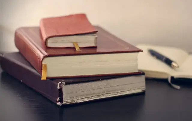 Jakie PKD wybrać dla dropshippingu, aby uniknąć problemów prawnych?