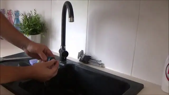 Wymiana uszczelki w baterii jednouchwytowej - uniknij niepotrzebnych wycieków