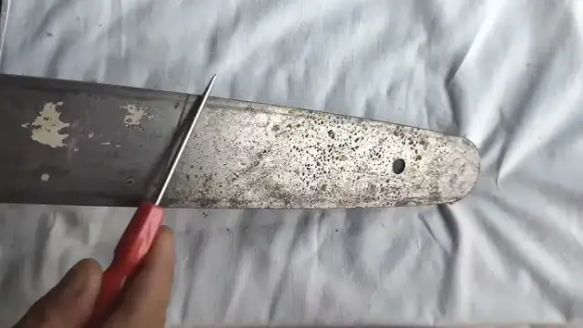 Objawy zużycia prowadnicy piły – jak rozpoznać problemy i uniknąć wypadków