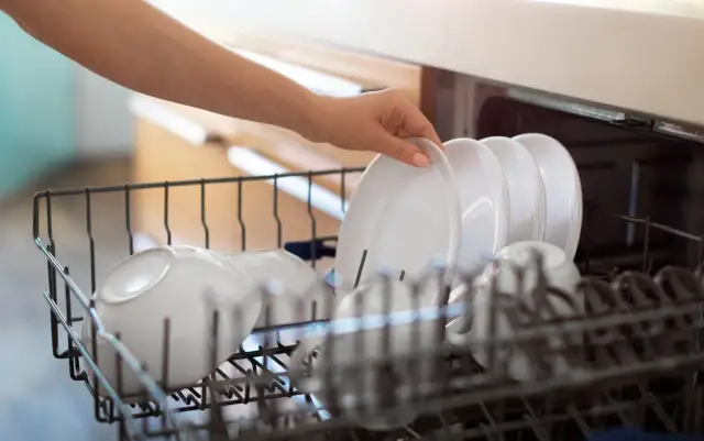 Somat: Czyszczenie zmywarki krok po kroku. Sekrety ekspertki!