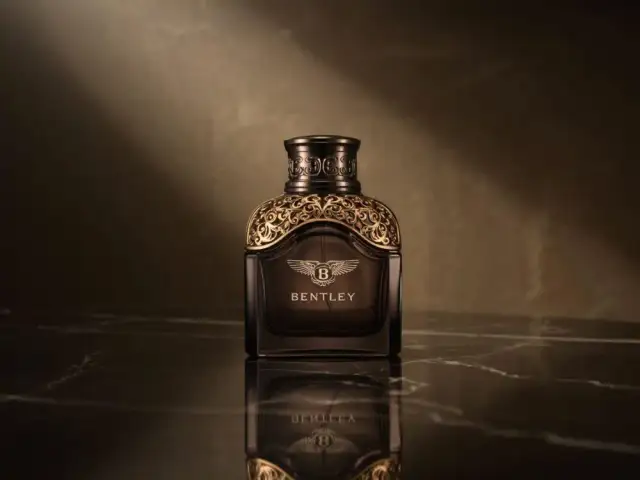 Woda toaletowa męska: Jak wybrać i nosić zapach, by zachwycać?