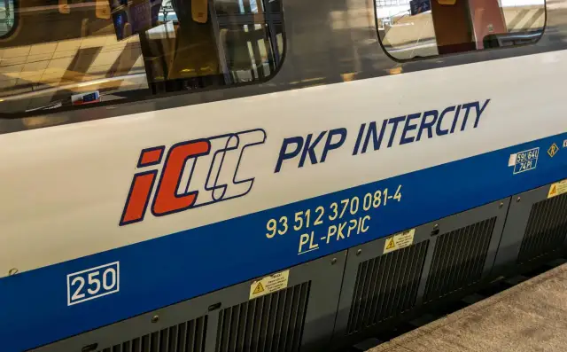 PKP Intercity. Czy można jechać wcześniejszym pociągiem Intercity? Numer 250.