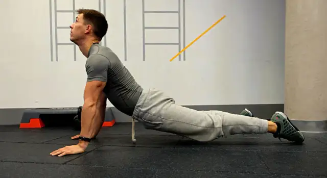 Bieganie a ból kręgosłupa: Jak biegać bez bólu i wzmocnić plecy?