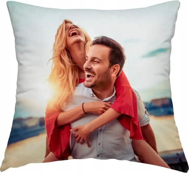 Ile kosztuje poduszka ze zdjęciem u fotografa? Pełny przewodnik cen