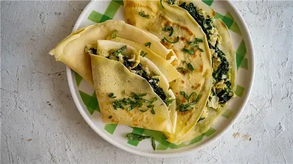 Wytrawne naleśniki na obiad: Szybkie i sycące przepisy