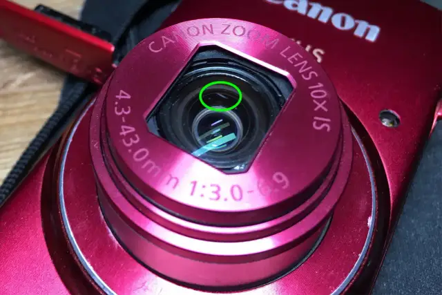 Jak bezpiecznie usunąć rysy z obiektywu bez kosztownej wymiany