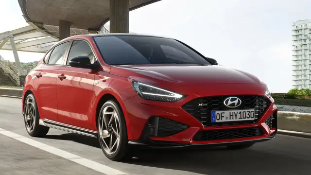 Pojemność baku Hyundai i30: Ile litrów w Twoim modelu?