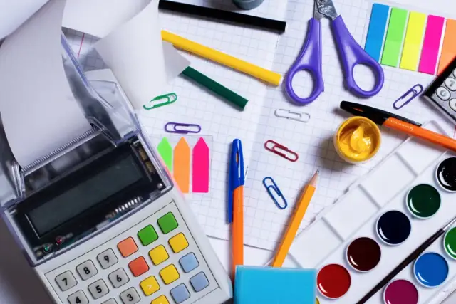 Ile kosztuje przedszkole publiczne? Zaskakujące wydatki i opłaty